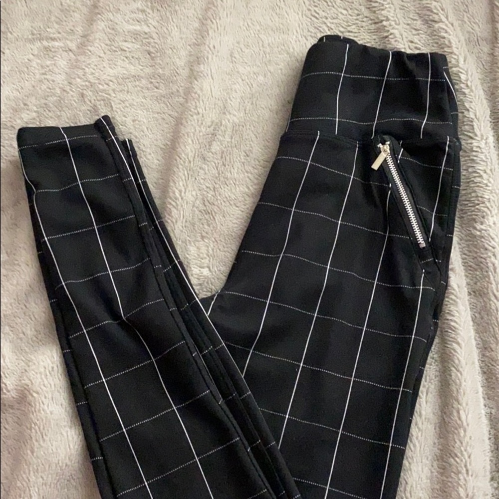 Cute black and white plaid leggings